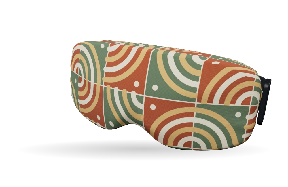 Print Cabin curves · Cream & rust op een skibrilhoes